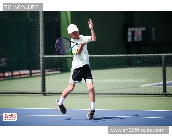 从零开始掌握网球灵活性技巧全面指南助你提升球场表现